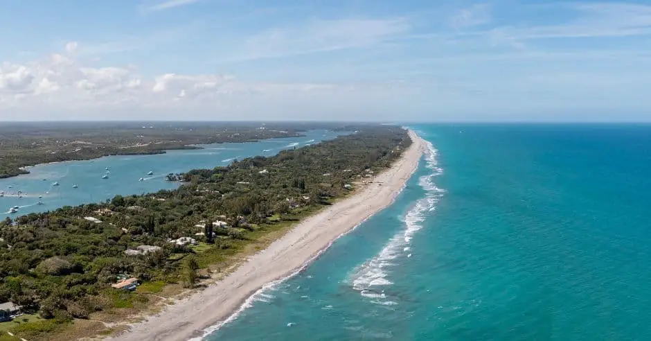 warmest place to visit florida in january