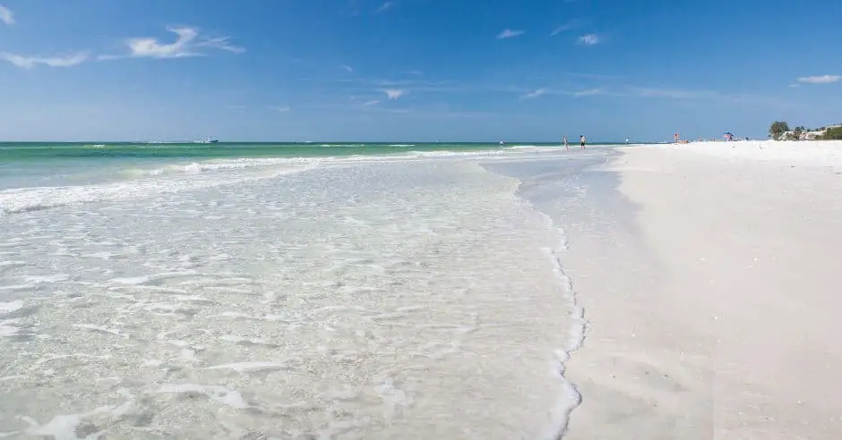 Beaches With The Clearest Water In Florida: Siesta Beach